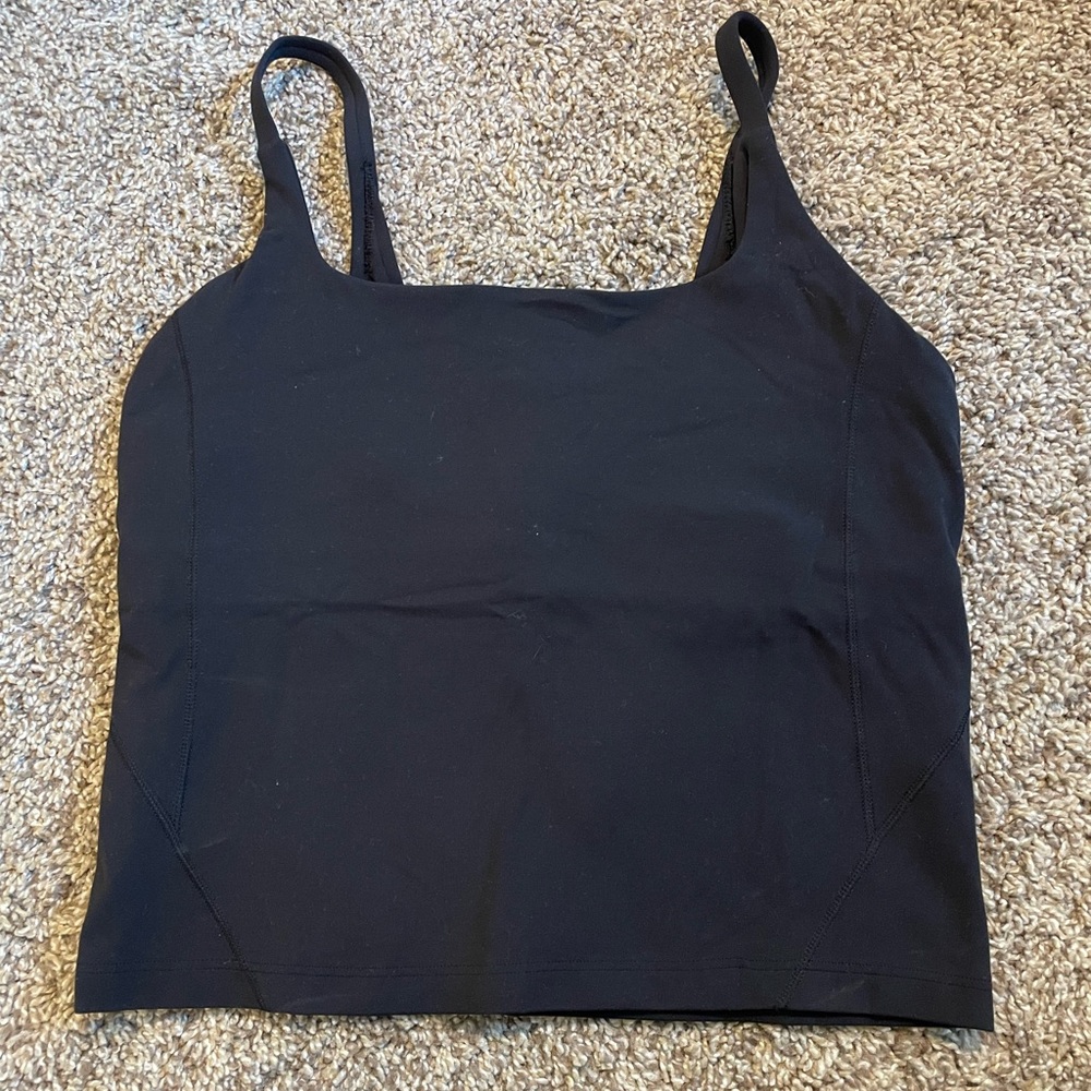 Lululemon Strappy Nulu Shelf Tank, size 8